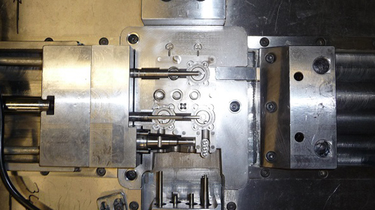 moule-injection-plastique